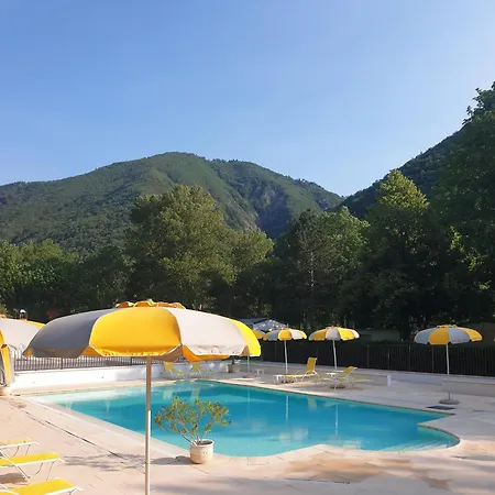 Les Eaux Chaudes Campsite Digne-les-Bains