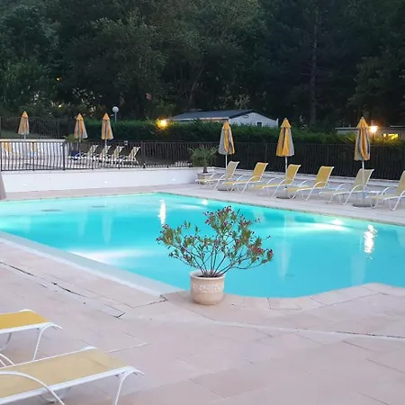 Les Eaux Chaudes Campsite Digne-les-Bains