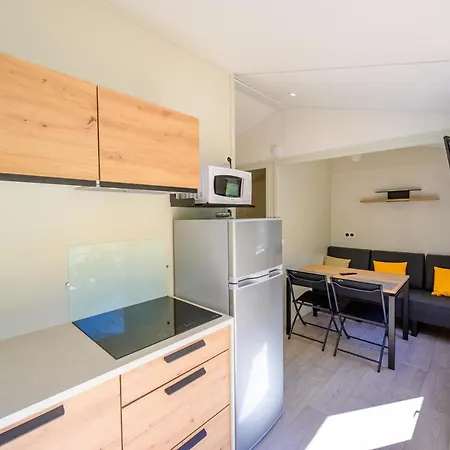 Campingplads Les Eaux Chaudes 3*